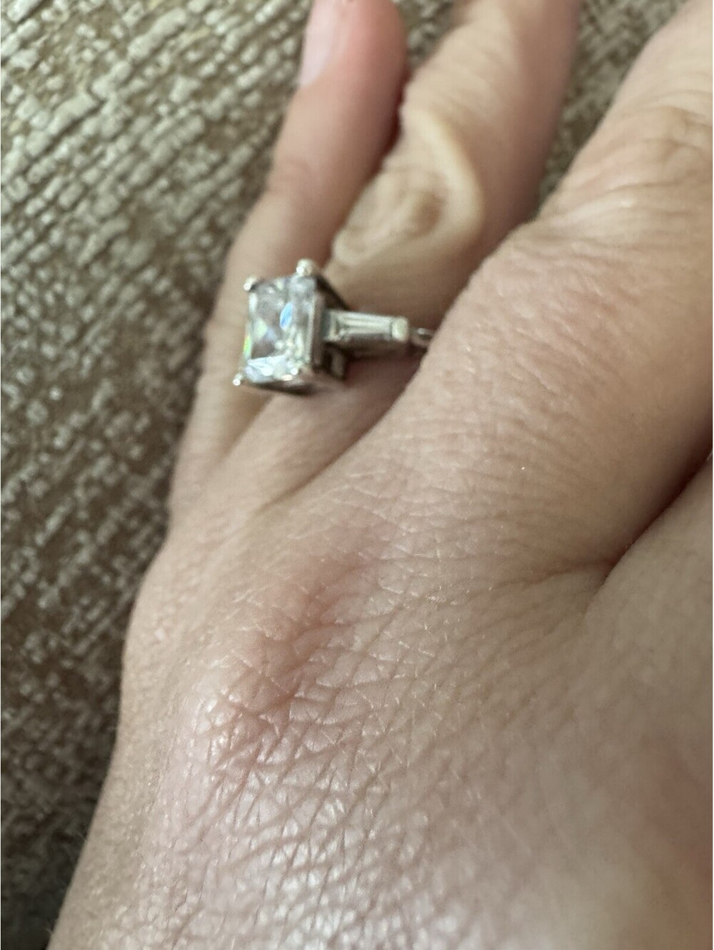 925 Sterling Silver Emerald Cut Simulated Travel Ring Size 8 - Picture 3 of 7